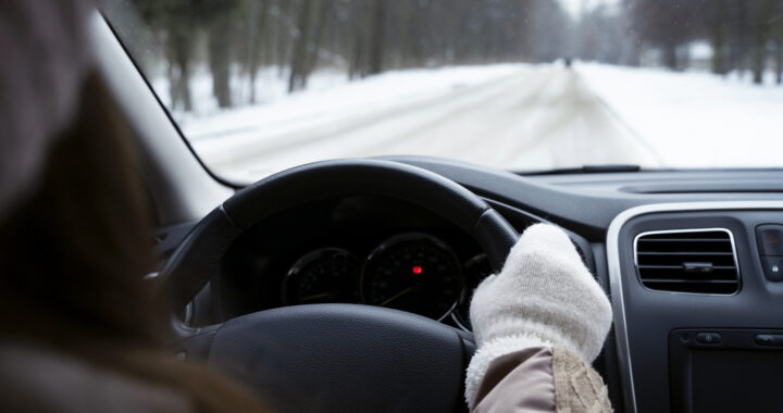 Safe Winter Holiday Driving: Tips from Scandinavian Coachcraft